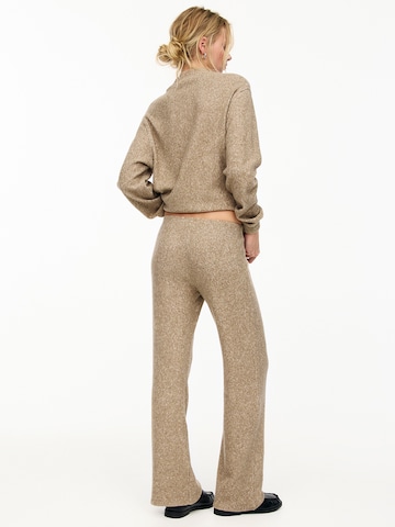 Regular Pantalon Pull&Bear en beige