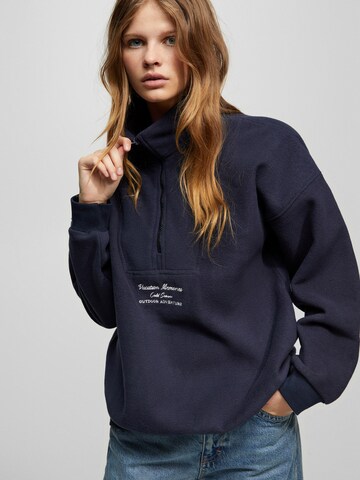 Pull&Bear Sweatshirt in Blau: Vorderseite