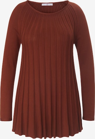 Emilia Lay Sweater in Red: front