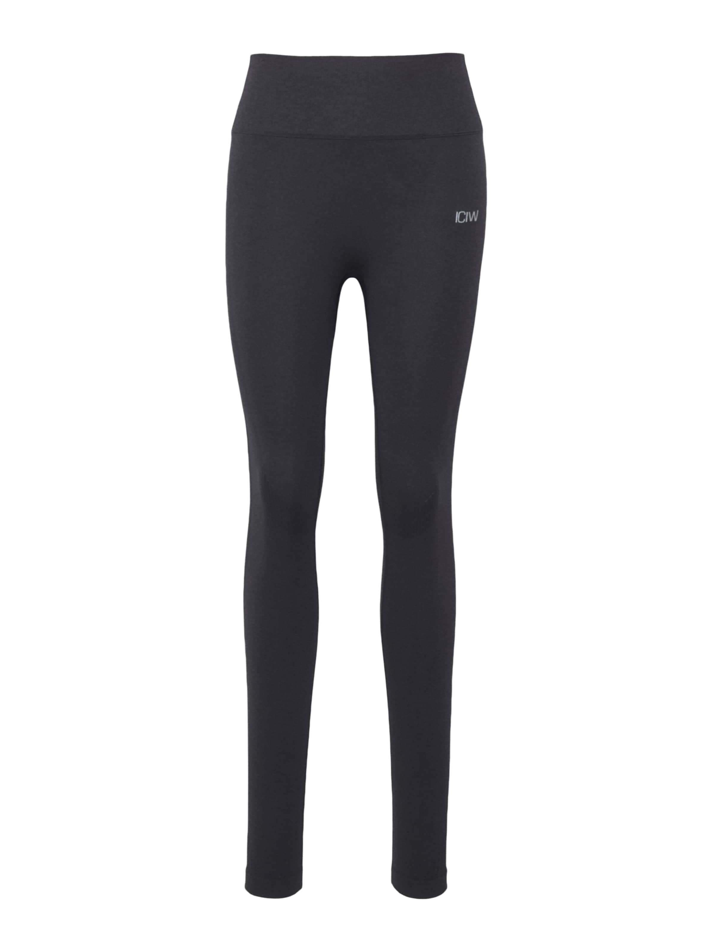 ICANIWILL Skinny Παντελόνι φόρμας σε μαύρο: μπροστά