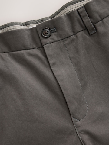 Regular Pantalon chino Next en gris