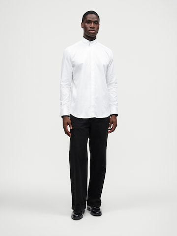 Karl Lagerfeld Klasický střih Košile – bílá