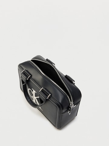 Calvin Klein Сумки 'BOLD ELONGATED' в Черный