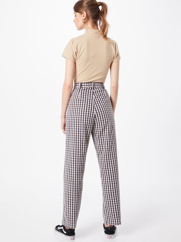 LEVI'S ® Normalny krój Spodnie w kant 'Math Club Slacks' w kolorze fioletowy