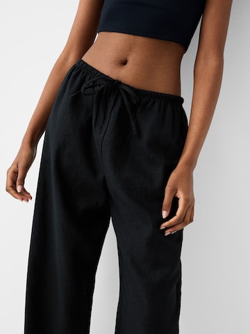 Bershka Wide leg Byxa i svart