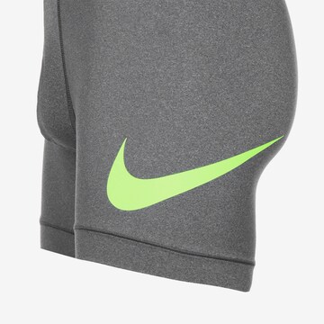 NIKE Sportunterhose in Grau