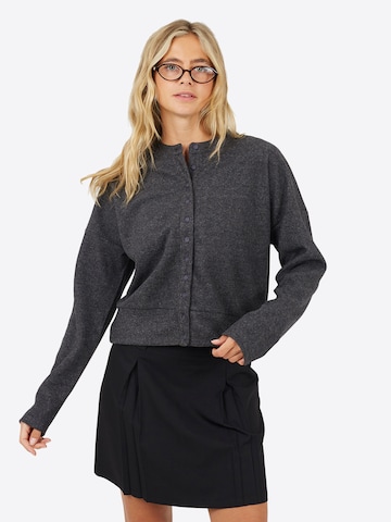 T-shirt BRAVE SOUL en gris : devant