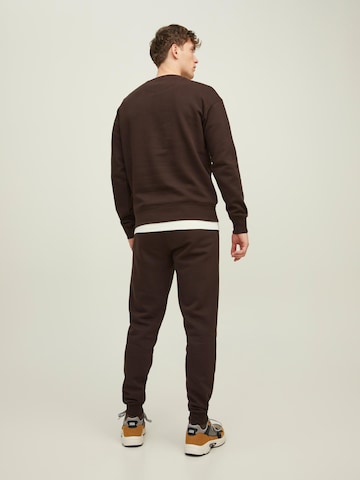 JACK & JONES Tapered Hose 'Gordon' in Braun