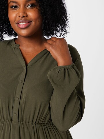 Robe 'Elenie' ABOUT YOU Curvy en vert