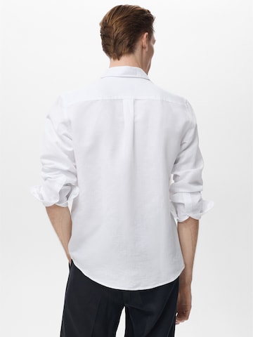MANGO MAN Regular fit Риза 'AVISPA' в бяло