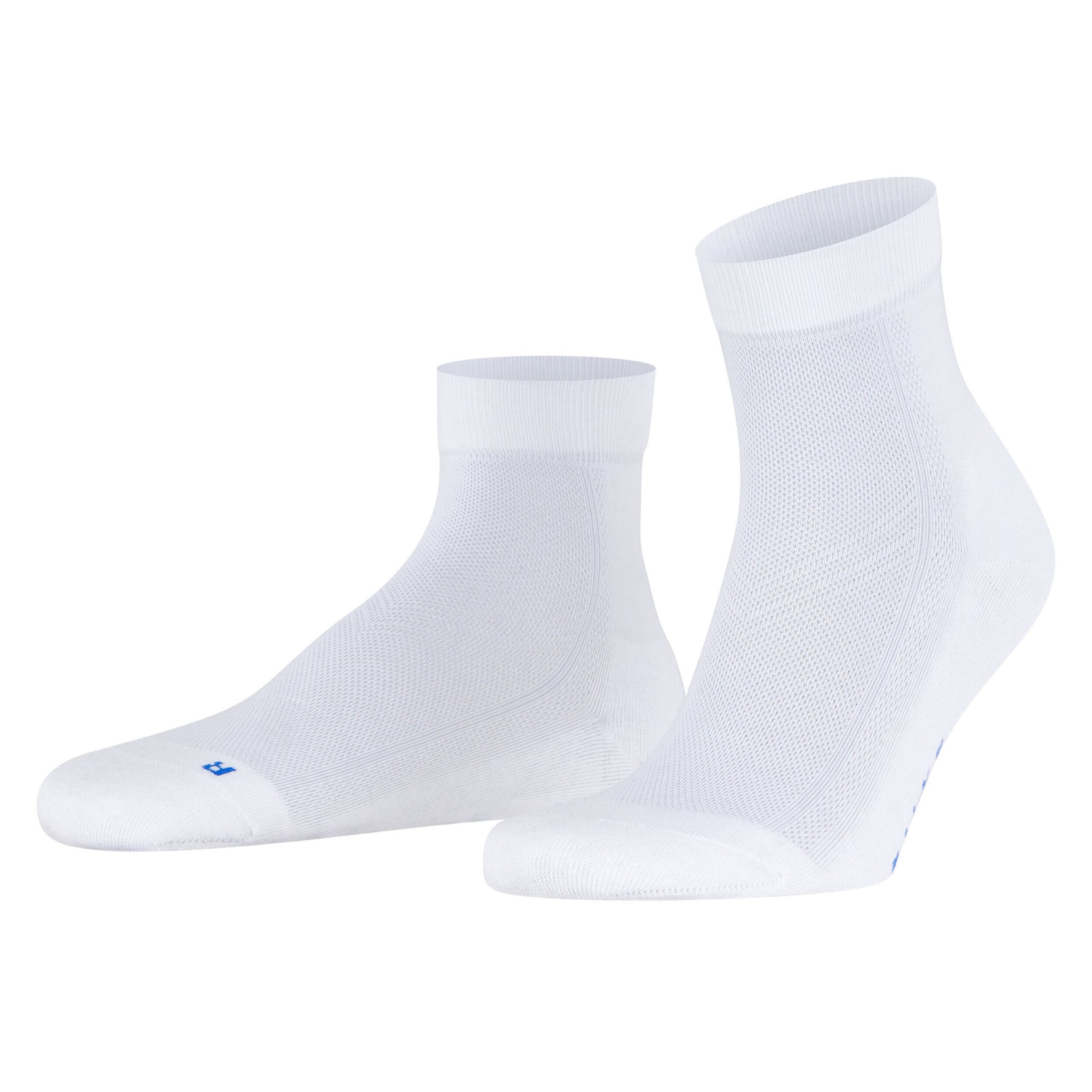 Chaussettes de sport 'Cool Cick' FALKE en blanc : devant
