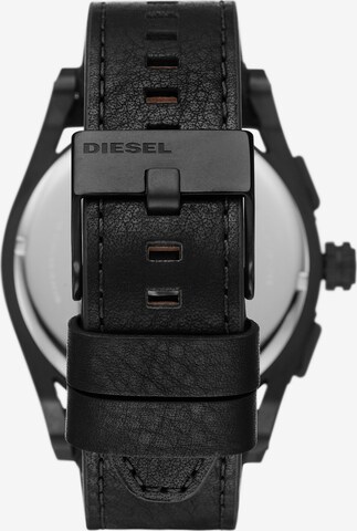 DIESEL Аналоговые часы в Черный