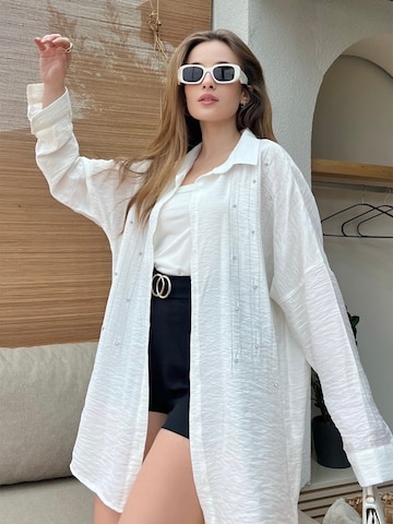 Bianco Lucci - Blusa en blanco