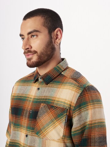 Iriedaily - Ajuste regular Camisa 'Young Fella' en verde