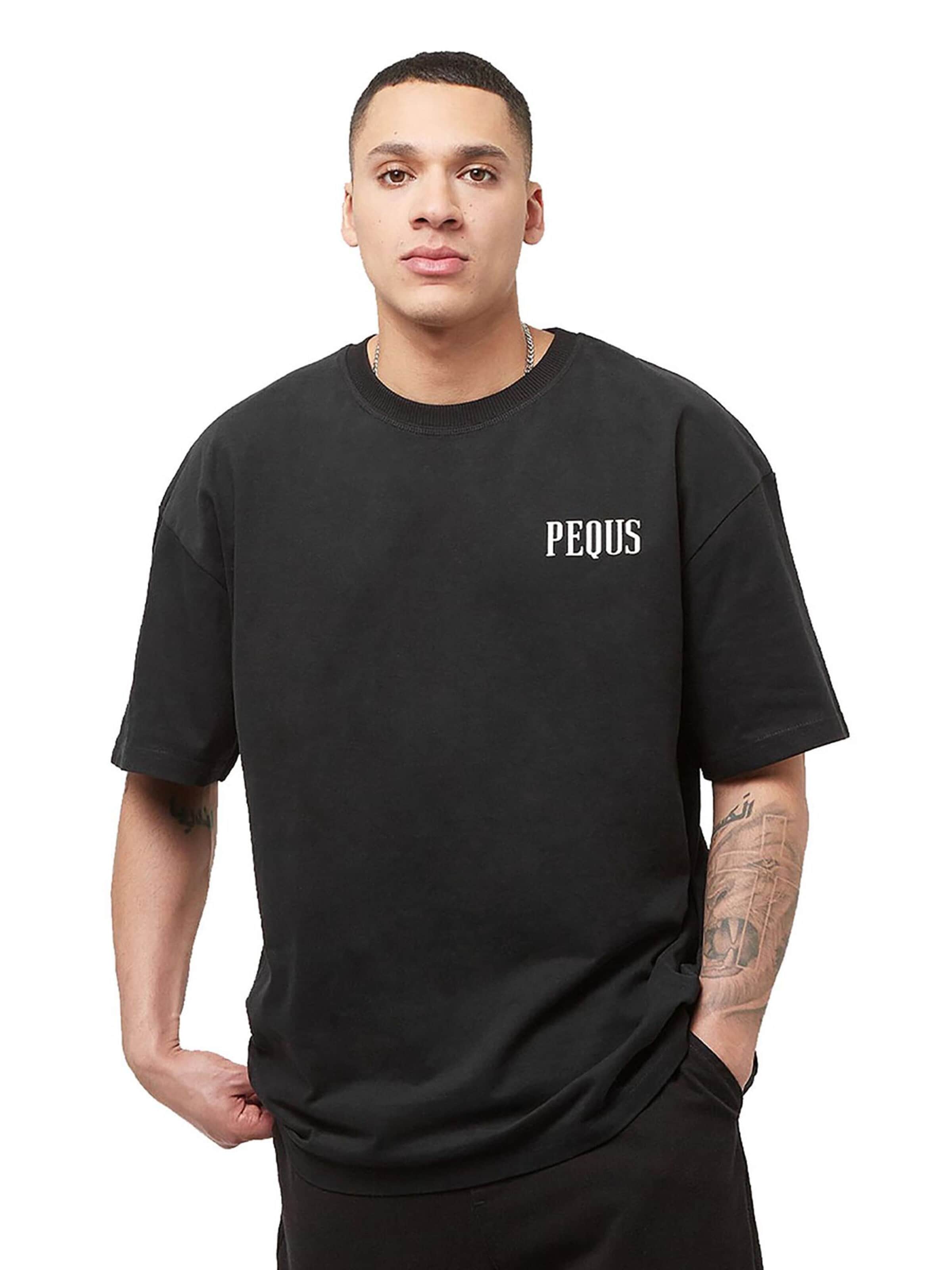 Pequs Shirt in Black: front