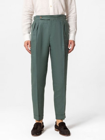 Antioch Regular Trousers in Green: front