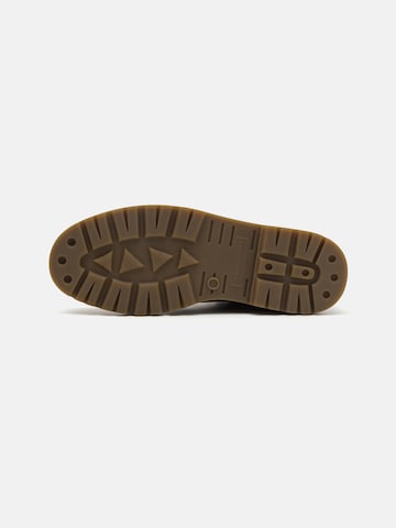 VAGABOND SHOEMAKERS Fűzős csizma 'JAY' - barna