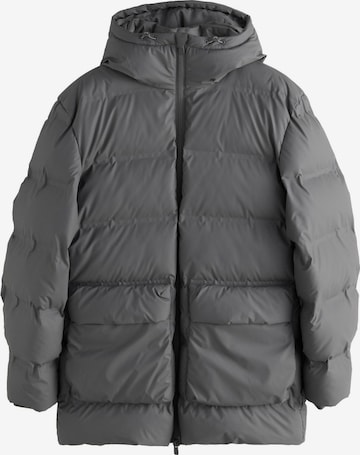 Next Зимнее пальто в Серый: спереди