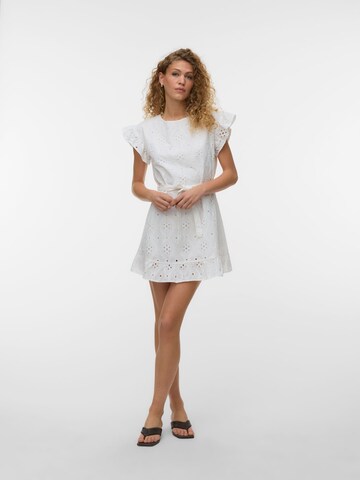 Robe d’été 'VMEliza' VERO MODA en blanc