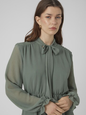 Robe-chemise 'VIGGA ' VERO MODA en vert