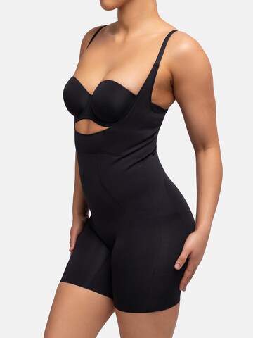 Body modelator de la Dorina pe negru