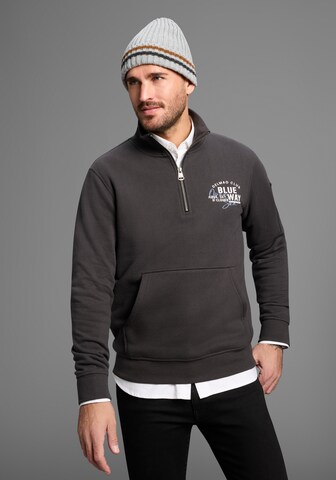 Man's World Beanie in Grey