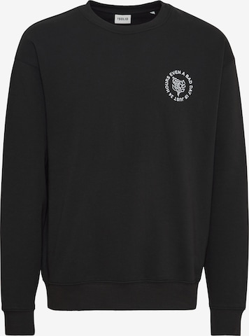 !Solid Sweater in Black: front