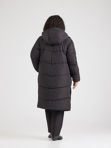 ONLY Carmakoma Зимнее пальто 'CARMaggi' в Черный