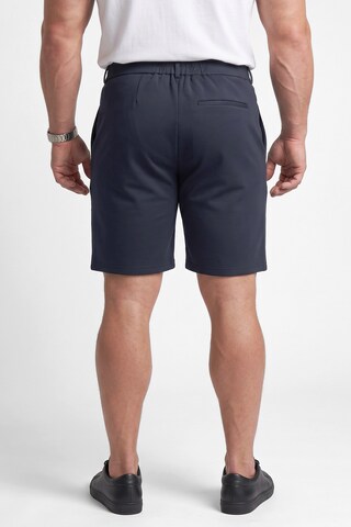 Men Plus Regular Pants in Blue