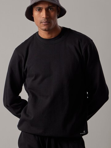 Sweat-shirt 'Felpa Felpata Girocollo' OWN Off With Nature en noir : devant