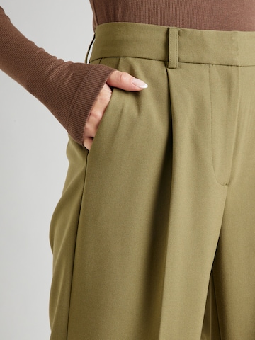 Loosefit Pantalon à plis 'Vilja' Soft Rebels en vert