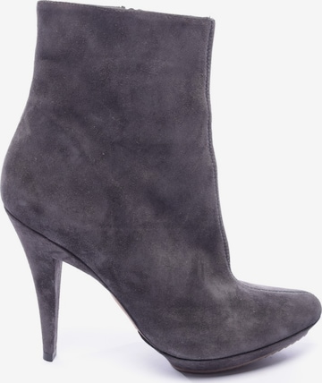 PURA LOPEZ Dress Boots in 39 in Grey: front