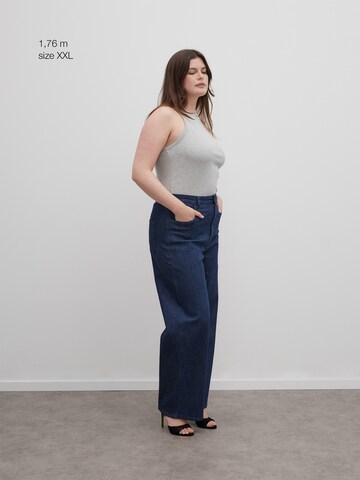 Haut RÆRE by Lorena Rae en gris