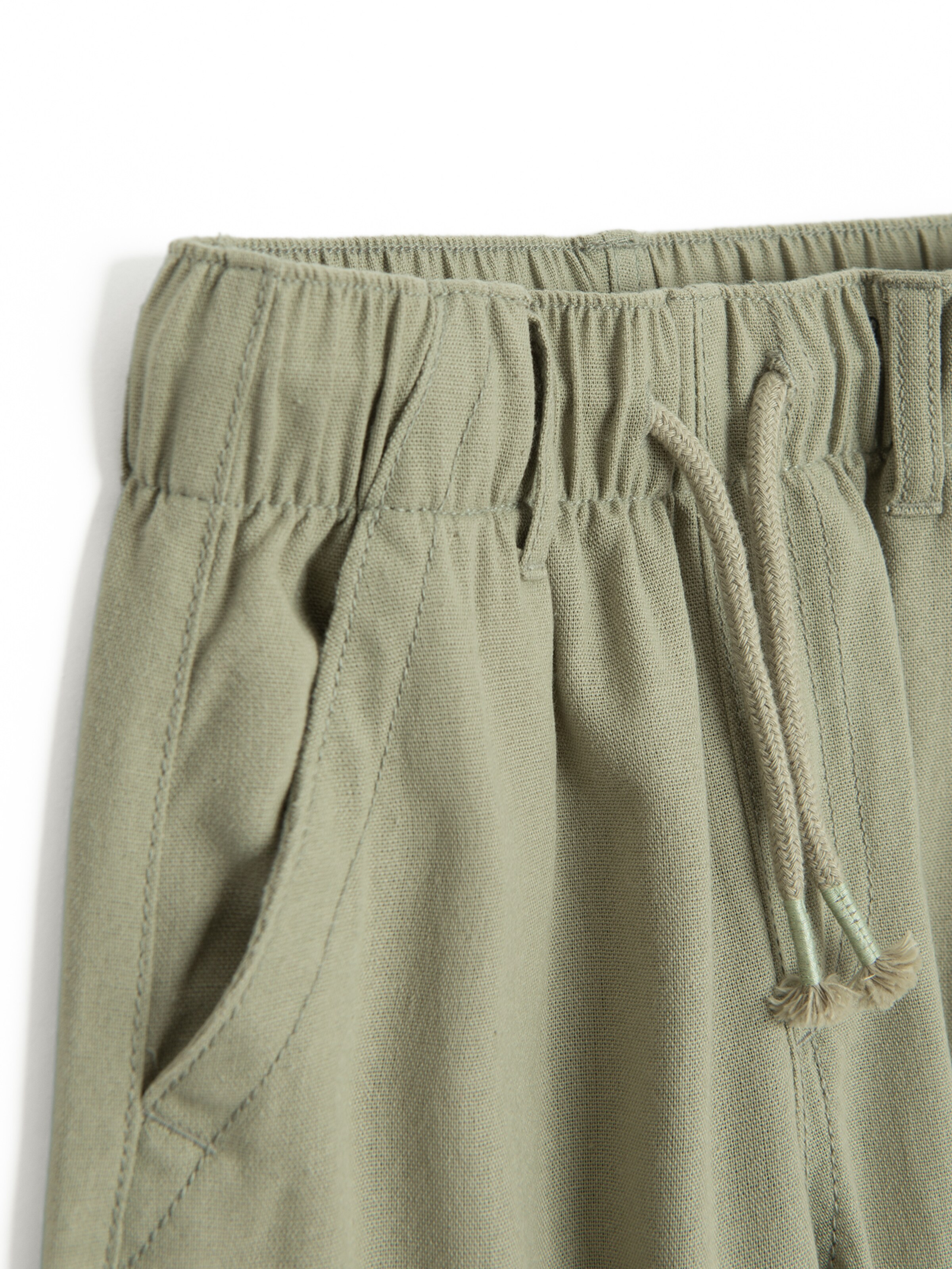 Largi Pantaloni de la Cool Club pe verde