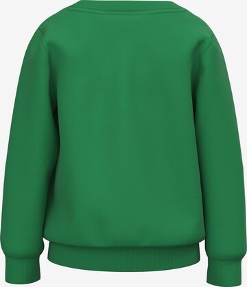 NAME IT - Sweatshirt 'VILDAR' em verde