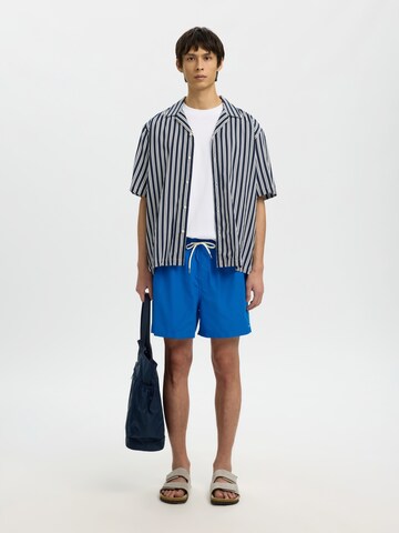 SELECTED Comfort Fit Πουκάμισο 'SLHAIR' σε μπλε