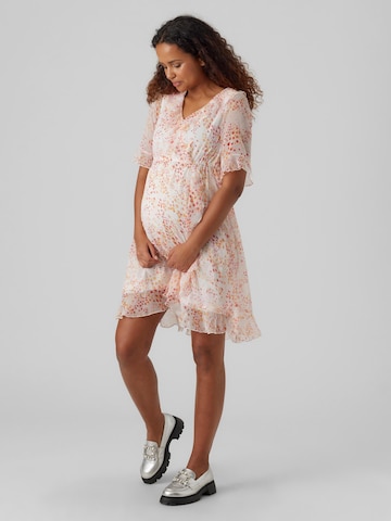 Vero Moda Maternity - Vestido 'Dora Kaya' em branco