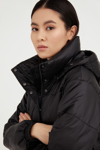Finn Flare Steppjacke in Schwarz