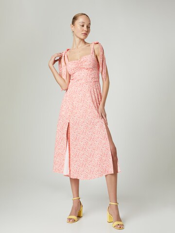ABOUT YOU x Laura Giurcanu Kleid 'Joana' in Pink