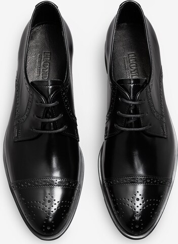 LLOYD Lace-Up Shoes in Black