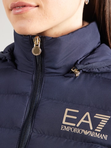 EA7 Emporio Armani - Chaqueta de entretiempo 'Giubbotto' en azul