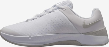 Chaussure de sport 'MC Trainer 4' NIKE en blanc : devant
