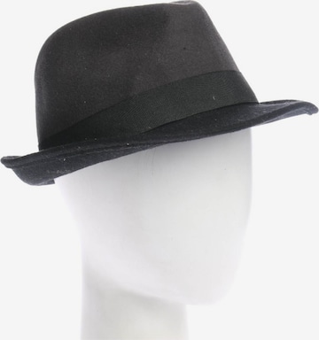 ARMANI Hut XS-XXL in Rot: Vorderseite