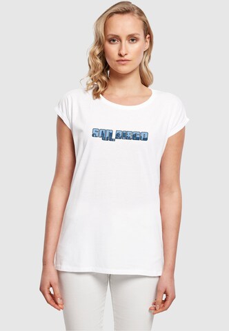 Merchcode Shirt 'Grand San Diego Skyline' in White: front