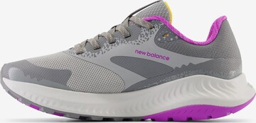 Chaussure de course 'Nitrel' new balance en gris