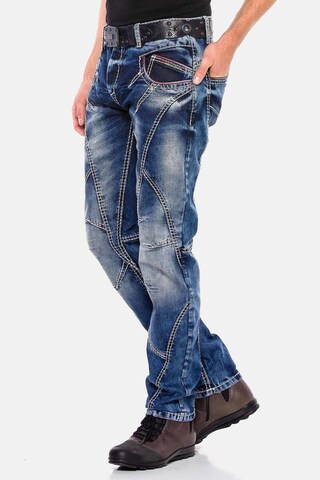 Coupe slim Jean CIPO & BAXX en bleu