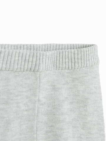 Cool Club Tapered Housut värissä harmaa