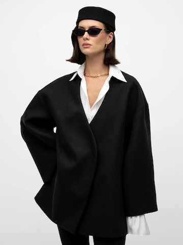 mandragora Übergangsjacke‌‌‌‌‌ in Schwarz