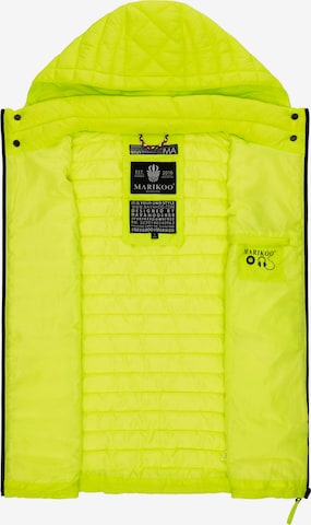 MARIKOO Vest in Green