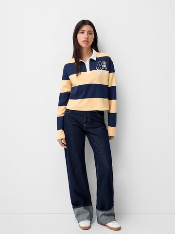 Bershka Sweatshirt in Gelb
